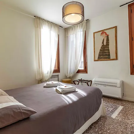 Fortuny Loft 아파트